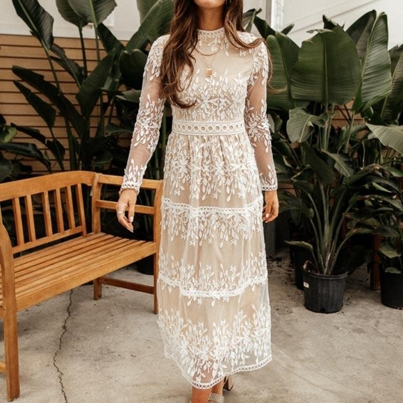 Lace Maxi Dresses